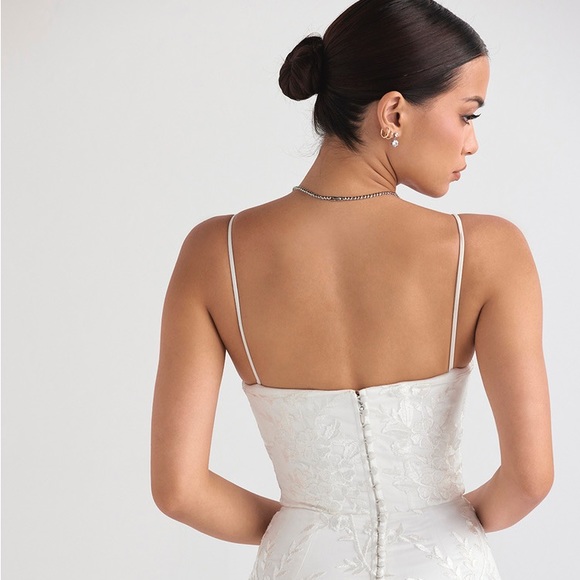 House of CB ‘SOLENE’ Bridal Gown + ‘SIMONE’ Viel - Picture 11 of 15